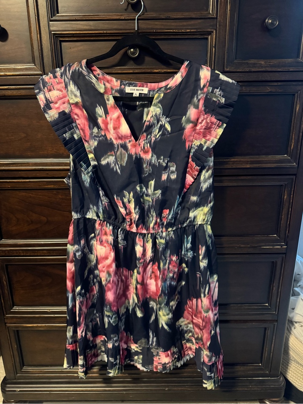 Steve Madden Floral Dress with Pleated Accents size XL